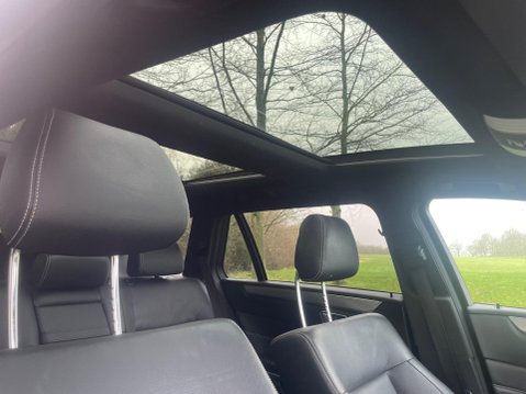 Mercedes-Benz E Class 2.1 E220 BlueTEC AMG Night Edition (Premium) G-Tronic+ Euro 6 (s/s) 5dr 30