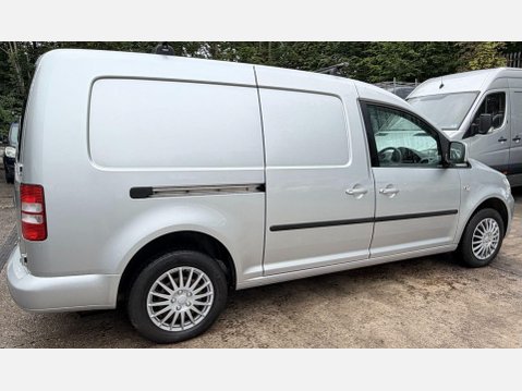 Volkswagen Caddy Maxi 1.6 TDi C20 Maxi Trendline Panel Van 5dr Diesel Manual FWD (152 g/km, 101 b 10