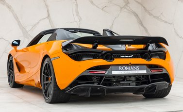 McLaren 720S Spider Performance 4