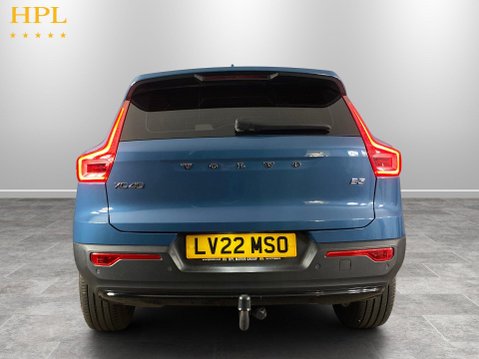 Volvo XC40 2.0 B3 MHEV Plus Dark SUV 5dr Petrol Hybrid DCT Auto Euro 6 (s/s) (163 ps) 6