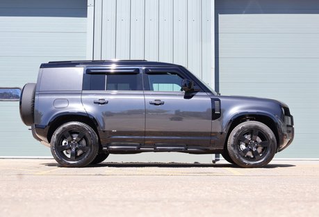 Land Rover Defender 110 BRAND NEW HARD TOP X-DYNAMIC HSE WITH A GENUINE REAR SEAT CONVERSION