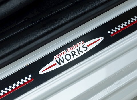 Mini Hatch John Cooper Works Challenge 20