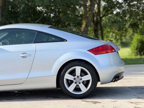 Audi TT 2.0 TT Quattro TFSI Semi-Auto 4WD 3dr 28