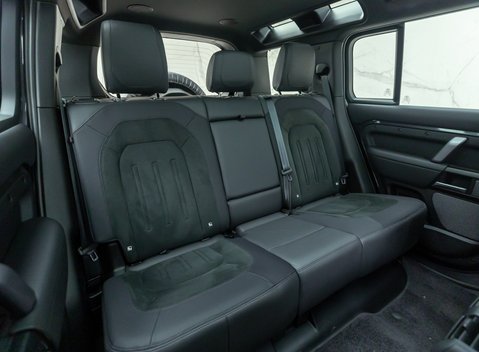 Land Rover Defender 110 V8 CARPATHIAN EDITION URBAN 13