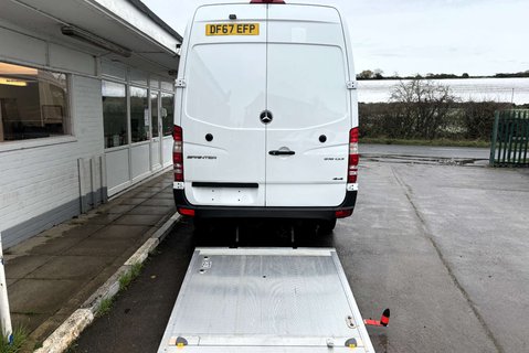 Mercedes-Benz Sprinter 516 Cdi 4x4 Lwb Hr Panel Van - Tail Lift / Air Con 13