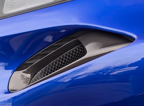 Ferrari 488 Pista 31