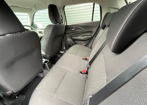 Suzuki Swift Motion 1.2 Mild Hybrid 12