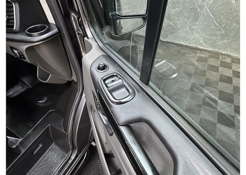 Ford Transit Custom 2.0 280 EcoBlue Limited Panel Van 5dr Diesel Manual L1 H1 Euro 6 (s/s) (130 32