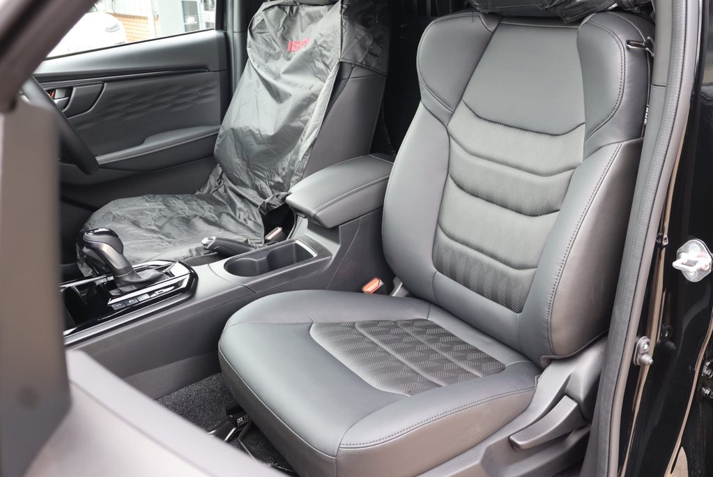 Isuzu D-Max 2026  V-CROSS COMMERCIAL STYLED @ SEEKER ASK ABOUT REAR SEAT CONVERSION 18