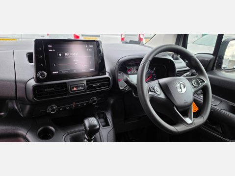 Vauxhall Combo CARGO PRIME L2 H1 2300 5 SEATER CREW VAN 1.5 TURBO D 100ps EU6 13