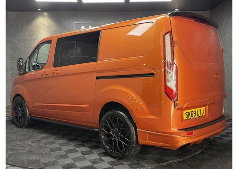 Ford Transit Custom 2.0 300 EcoBlue Limited Crew Van Double Cab 5dr Diesel Auto L1 H1 Euro 6 (s 6