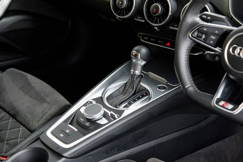 Audi TT TFSI S LINE 30