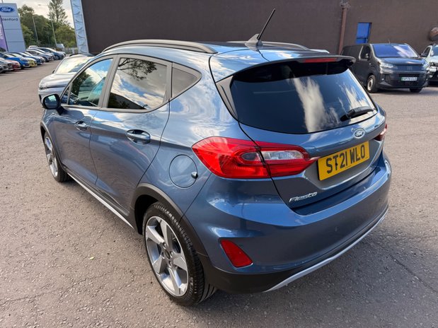 Ford Fiesta ACTIVE EDITION 6