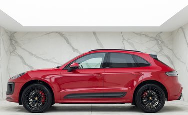 Porsche Macan GTS 2