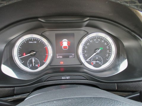 Skoda Karoq 1.5 TSI SE L DSG Euro 6 (s/s) 5dr 19