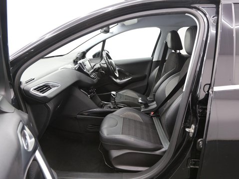 Peugeot 2008 1.2 PureTech GPF Allure Euro 6 (s/s) 5dr 23