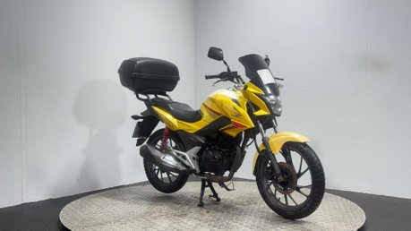 Honda CB GLR125 2018 21K GOOD RUNNING PROJECT BIKE CBF125 125CC LEARNER BIKE 2