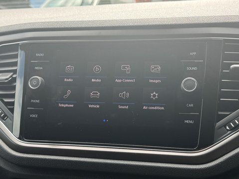 Volkswagen T-Roc 1.5 TSI GPF EVO SE SUV 5dr Petrol Manual Euro 6 (s 23