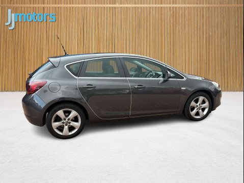 Vauxhall Astra 1.6 16v SRi Hatchback 5dr Petrol Auto Euro 5 (115 ps) 27