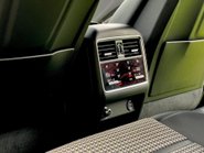 Porsche Cayenne 4.0T V8 Turbo TiptronicS 4WD Euro 6 (s/s) 5dr 50