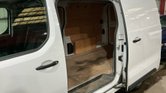 Peugeot Expert XLWB L3H1 Low Roof Professional 2900 Air Con EURO 6 8