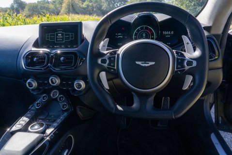 Aston Martin Vantage 4.0 Vantage V8 Auto 3dr 12