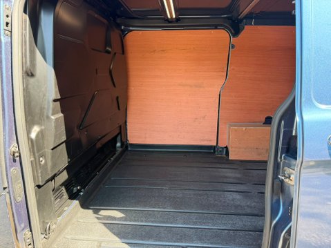 Ford Transit Custom 340 TRAIL L1H1 ECOBLUE 18