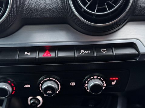 Audi Q2 1.4 TFSI CoD S line S Tronic Euro 6 (s/s) 5dr 29