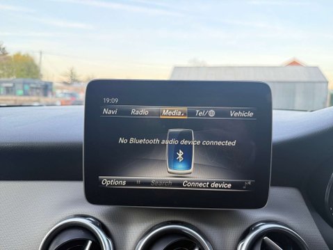 Mercedes-Benz GLA 1.6 GLA 180 Urban Edition Auto 5dr 17
