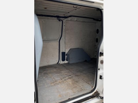 Peugeot Expert 1.6 HDi Panel Van 4dr Diesel Manual L2 H1 (194 g/km, 90 bhp) 23