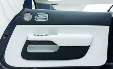 Rolls-Royce Wraith Black Badge 27