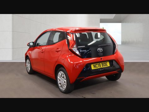 Toyota Aygo VVT-I X-PLAY 18