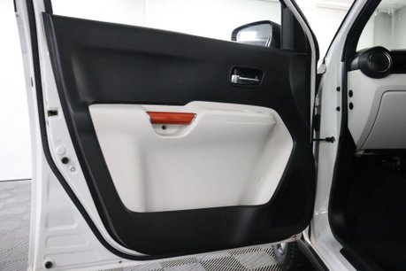 Suzuki Ignis SZ-T DUALJET 43