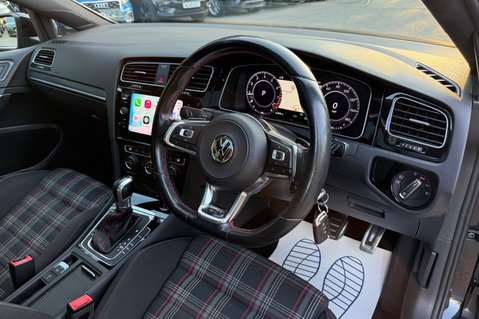 Volkswagen Golf GTI PERFORMANCE TSI DSG - PANORAMIC SUNROOF  15