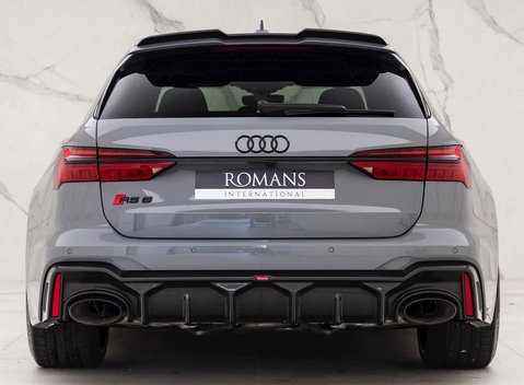 Audi RS6 Avant Carbon Black Urban 5