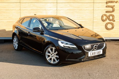 Volvo V40 T3 INSCRIPTION 1