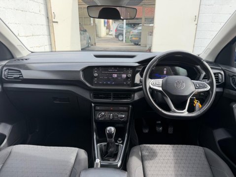 Volkswagen T-Cross 1.0 TSI SE Euro 6 (s/s) 5dr 29