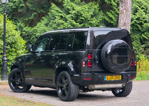 Land Rover Defender 2.0 Defender X-Dynamic HSE Auto 4WD 5dr 64
