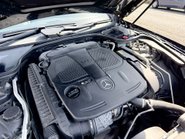 Mercedes-Benz SL Series 3.5 SL350 32