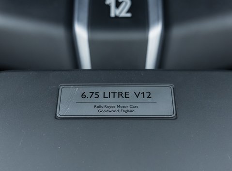 Rolls-Royce Cullinan Black Badge 45