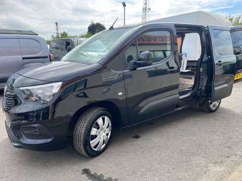 Vauxhall Combo 1.5 Combo 2300 Sportive L1H1 3 SEATER 36