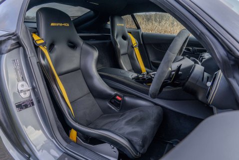 Mercedes-Benz Amg GT AMG GT R 11