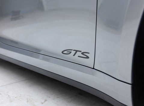 Porsche 911 Carrera GTS (992.2) 44
