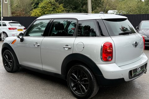 Mini Countryman COOPER D - £35 ROAD TAX - HEATED SEATS - 12 MONTHS MOT -SERVICE HISTORY 2