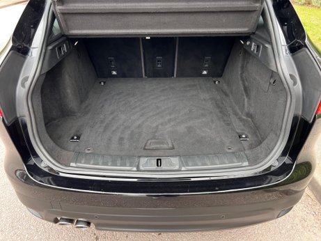 Jaguar F-Pace 2.0 D180 R-Sport Auto AWD Euro 6 (s/s) 5dr 40