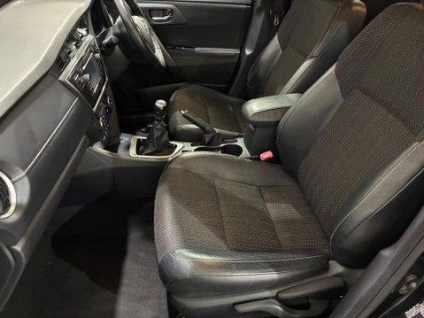 Toyota Auris 1.6 V-Matic Excel Euro 5 5dr 45