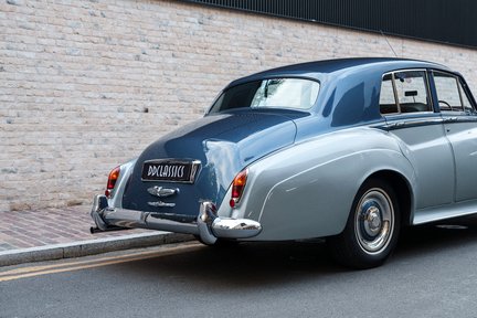 Rolls-Royce Silver Cloud III Restored 15