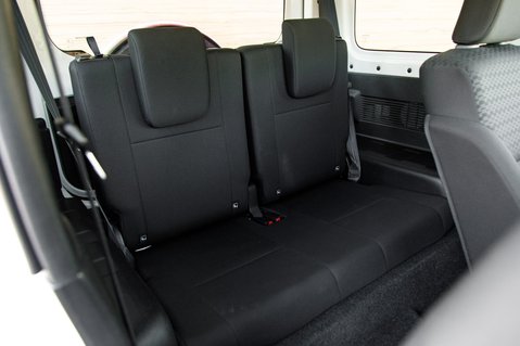 Suzuki Jimny SZ4 28