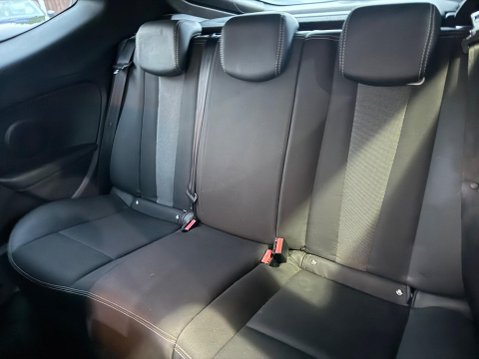 Renault Megane 1.5 dCi ENERGY Dynamique TomTom Euro 5 (s/s) 3dr 19