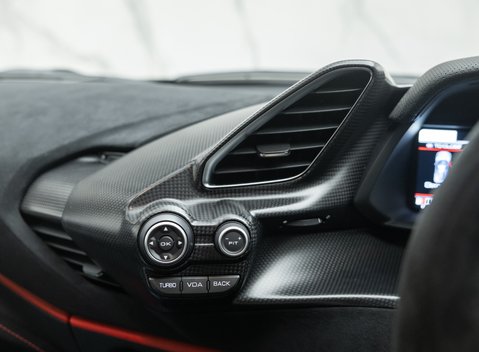 Ferrari 488 Pista Piloti 23